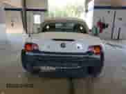 2003 BMW Z4 2.5i with VIN 4USBT33403LS47483, listed as a Copart auction lot 57998645 with 111,534 mi miles and Clean title. Bid and sale history available at DreamBid. Image 6.