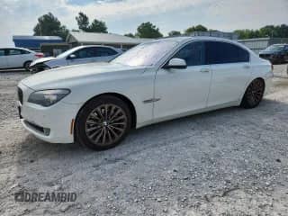 2012 BMW 7 Series 740Li with VIN WBAKB4C50CC576544, listed as a Copart auction lot 68744505 with 113,221 mi miles and Clean title. Bid and sale history available at DreamBid. Image 1.