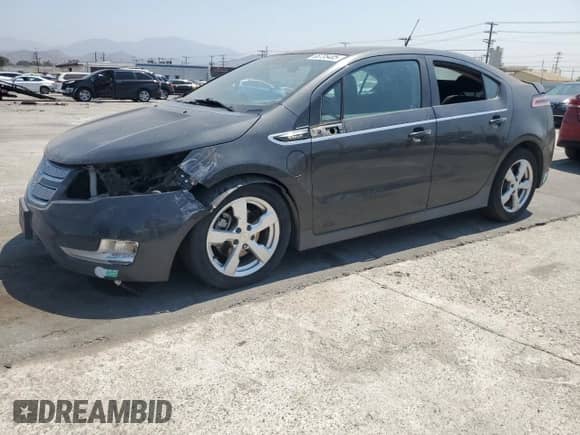 2014 Chevrolet Volt z VIN 1G1RE6E40EU151890, wystawiony jako Copart lot #68735405 z przebiegiem Nie podano mil oraz Szkoda całkowita • Salvage title. Historia ofert i sprzedaży dostępna na DreamBid. Obrazek 1.