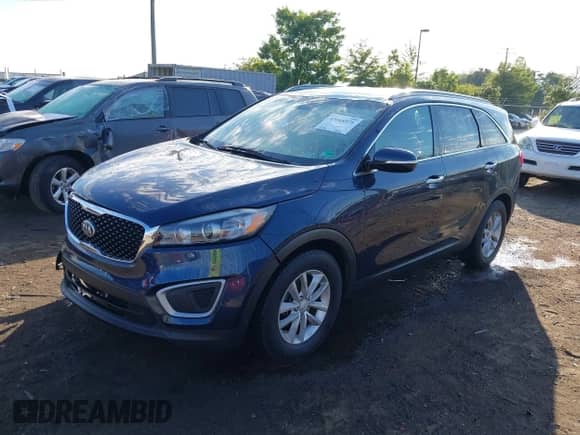 2018 Kia Sorento LX z VIN 5XYPG4A58JG346952, wystawiony jako IAAI lot #43068971 z przebiegiem 170 436 mil mil oraz . Historia ofert i sprzedaży dostępna na DreamBid. Obrazek 2.