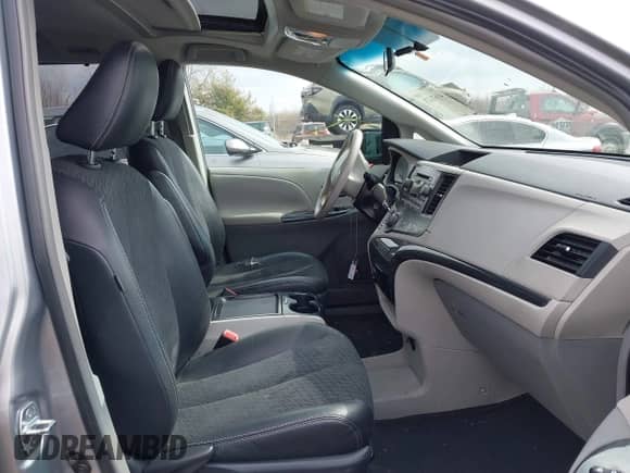 2011 Toyota Sienna SE with VIN 5TDXK3DC1BS096963, listed as a IAAI auction lot 41676328 with 168,436 mi miles and . Bid and sale history available at DreamBid. Image 5.
