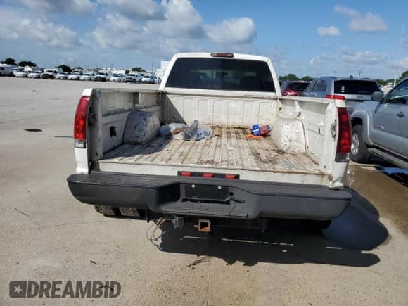 2000 Chevrolet Silverado 3500 с VIN 1GCHC33J6YF481641, выставлен на аукционе Copart как лот 63652095 с пробегом 263 930 миль миль и Списание • Salvage title. История ставок и продаж доступна на DreamBid. Изображение 6.