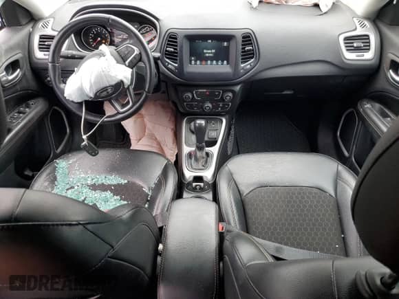 2021 Jeep Compass Latitude with VIN 3C4NJDBB7MT537515, listed as a Copart auction lot 70023295 with 41,801 mi miles and Salvage title. Bid and sale history available at DreamBid. Image 8.