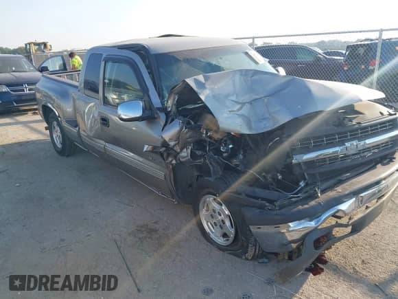 2001 Chevrolet Silverado 1500 LS с VIN 2GCEC19V711222395, выставлен на аукционе IAAI как лот 43544853 с пробегом 90 798 миль миль и . История ставок и продаж доступна на DreamBid. Изображение 1.