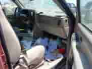 2003 Chevrolet Suburban LT z VIN 1GNEC16Z23J218746, wystawiony jako IAAI lot #42528186 z przebiegiem 132 078 mil mil oraz . Historia ofert i sprzedaży dostępna na DreamBid. Obrazek 5.