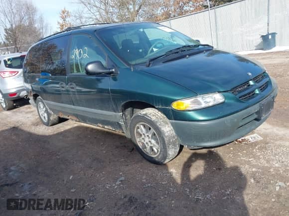 1997 Dodge Caravan SE с VIN 1B4GP44R5VB429251, выставлен на аукционе IAAI как лот 41642902 с пробегом 186 560 миль миль и . История ставок и продаж доступна на DreamBid. Изображение 1.