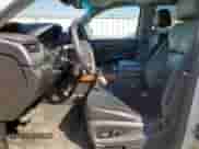 2015 Chevrolet Suburban LTZ с VIN 1GNSKKKCXFR162722, выставлен на аукционе Copart как лот 82402645 с пробегом 127 137 миль миль и Чистый • Clean title. История ставок и продаж доступна на DreamBid. Изображение 7.