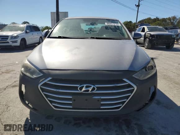 2017 Hyundai Elantra SE with VIN 5NPD84LF5HH156597, listed as a Copart auction lot 86051215 with 110,518 mi miles and Clean title. Bid and sale history available at DreamBid. Image 5.