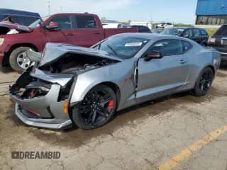 2023 Chevrolet Camaro 1LT z VIN 1G1FB1RS3P0159466, wystawiony jako Copart lot #56500845 z przebiegiem 8 292 mil mil oraz Szkoda całkowita • Salvage title. Historia ofert i sprzedaży dostępna na DreamBid. Obrazek 1.