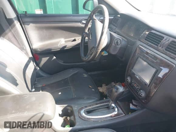 2013 Chevrolet Impala LTZ с VIN 2G1WC5E39D1194340, выставлен на аукционе IAAI как лот 42997528 с пробегом Не указан миль и . История ставок и продаж доступна на DreamBid. Изображение 5.