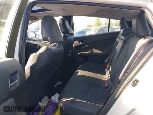 2016 Toyota Prius Four z VIN JTDKARFU7G3502954, wystawiony jako IAAI lot #42652179 z przebiegiem 219 669 mil mil oraz . Historia ofert i sprzedaży dostępna na DreamBid. Obrazek 8.