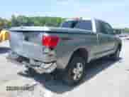 2011 Toyota Tundra с VIN 5TFUY5F16BX191327, выставлен на аукционе IAAI как лот 42380879 с пробегом 274 852 миль миль и . История ставок и продаж доступна на DreamBid. Изображение 4.