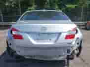 2013 Hyundai Genesis R-Spec z VIN KMHGC4DH9DU245628, wystawiony jako IAAI lot #42611248 z przebiegiem 110 373 mil mil oraz . Historia ofert i sprzedaży dostępna na DreamBid. Obrazek 17.