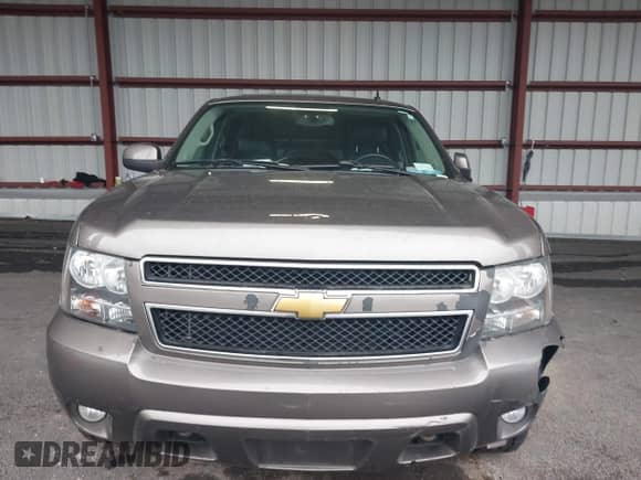 2013 Chevrolet Suburban LT с VIN 1GNSKJE7XDR100971, выставлен на аукционе IAAI как лот 43432702 с пробегом 310 656 миль миль и . История ставок и продаж доступна на DreamBid. Изображение 12.