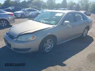 2011 Chevrolet Impala LT Retail z VIN 2G1WB5EK1B1327745, wystawiony jako IAAI lot #43167910 z przebiegiem 88 886 mil mil oraz . Historia ofert i sprzedaży dostępna na DreamBid. Obrazek 2.