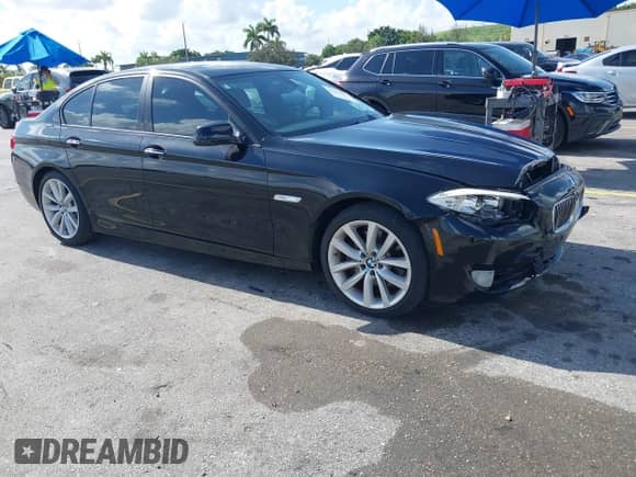 2012 BMW 5 Series 535i с VIN WBAFR7C57CC811410, выставлен на аукционе IAAI как лот 42893669 с пробегом 88 554 миль миль и . История ставок и продаж доступна на DreamBid. Изображение 1.