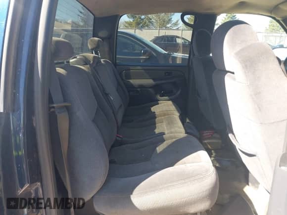 2006 GMC Sierra 1500 SLE1 z VIN 2GTEK13T161210129, wystawiony jako IAAI lot #42140765 z przebiegiem 310 214 mil mil oraz . Historia ofert i sprzedaży dostępna na DreamBid. Obrazek 8.