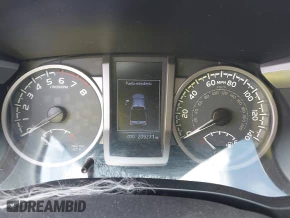 2016 Toyota Tacoma SR5 с VIN 5TFAX5GN2GX059826, выставлен на аукционе IAAI как лот 42032005 с пробегом 209 271 миль миль и . История ставок и продаж доступна на DreamBid. Изображение 7.