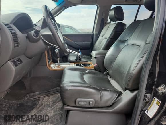 2006 Nissan Pathfinder LE с VIN 5N1AR18W26C652503, выставлен на аукционе Copart как лот 71619895 с пробегом 147 769 миль миль и Чистый • Clean title. История ставок и продаж доступна на DreamBid. Изображение 7.