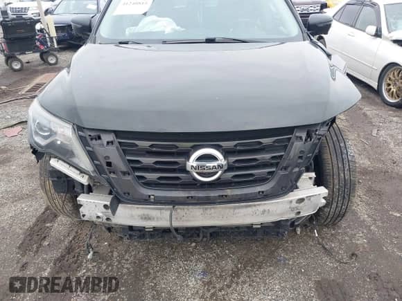 2017 Nissan Pathfinder SL z VIN 5N1DR2MM6HC913805, wystawiony jako IAAI lot #41240815 z przebiegiem 119 230 mil mil oraz . Historia ofert i sprzedaży dostępna na DreamBid. Obrazek 11.