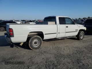 1999 Dodge 2500 с VIN 1B7KC2362XJ593196, выставлен на аукционе Copart как лот 86147875 с пробегом Не указан миль и Списание • Salvage title. История ставок и продаж доступна на DreamBid. Изображение 3.