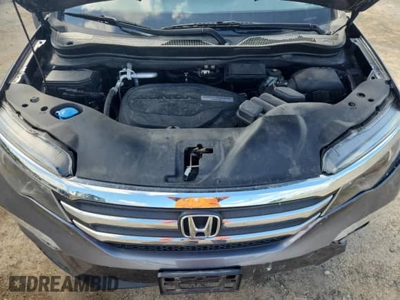 2016 Honda Pilot EX z VIN 5FNYF6H30GB106298, wystawiony jako Copart lot #70598285 z przebiegiem 98 798 mil mil oraz Czysty tytuł • Clean title. Historia ofert i sprzedaży dostępna na DreamBid. Obrazek 11.