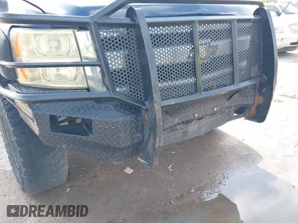 2008 Chevrolet Silverado 1500 LTZ with VIN 2GCEK133881111214, listed as a IAAI auction lot 41986926 with 215,979 mi miles and . Bid and sale history available at DreamBid. Image 6.