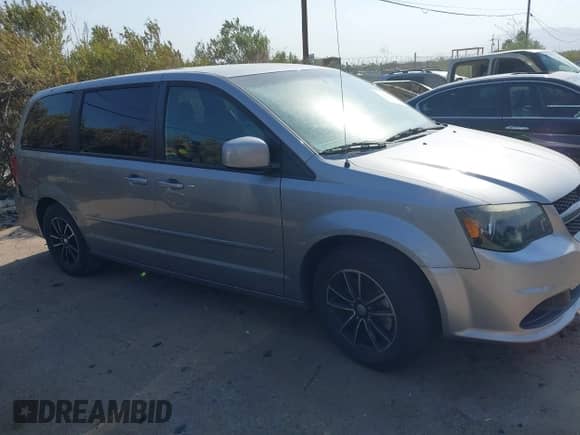 2016 Dodge Grand Caravan SE z VIN 2C4RDGBGXGR314799, wystawiony jako IAAI lot #42626257 z przebiegiem 164 785 mil mil oraz . Historia ofert i sprzedaży dostępna na DreamBid. Obrazek 13.
