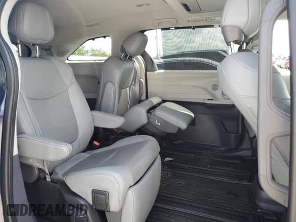 2023 Toyota Sienna Limited с VIN 5TDZRKEC8PS176460, выставлен на аукционе Copart как лот 74035404 с пробегом Не указан миль и Списание • Salvage title. История ставок и продаж доступна на DreamBid. Изображение 10.