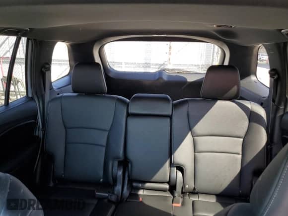 2024 Honda Passport EX-L с VIN 5FNYF8H52RB020345, выставлен на аукционе Copart как лот 48179365 с пробегом 3 560 миль миль и На запчасти • Non repairable. История ставок и продаж доступна на DreamBid. Изображение 10.