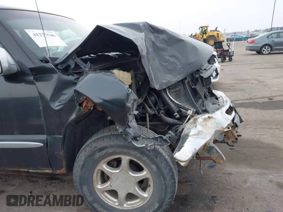 2004 GMC Sierra 1500 SLE с VIN 1GTEK14T94Z249585, выставлен на аукционе IAAI как лот 41277546 с пробегом 185 100 миль миль и . История ставок и продаж доступна на DreamBid. Изображение 12.