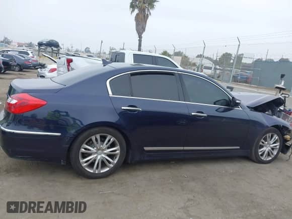 2012 Hyundai Genesis 4.6L z VIN KMHGC4DF6CU167774, wystawiony jako IAAI lot #42598192 z przebiegiem 140 536 mil mil oraz . Historia ofert i sprzedaży dostępna na DreamBid. Obrazek 13.