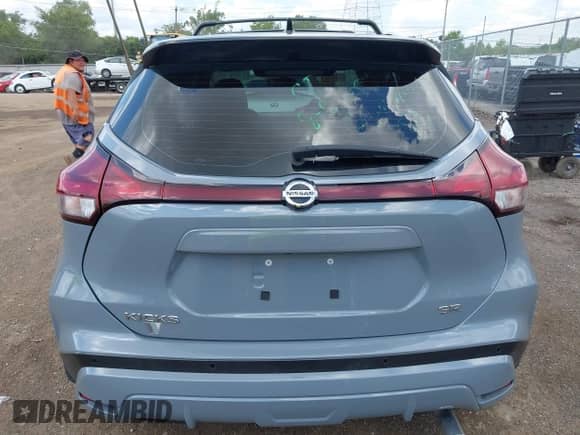 2021 Nissan Kicks SR z VIN 3N1CP5DV4ML495214, wystawiony jako IAAI lot #42953379 z przebiegiem 108 999 mil mil oraz . Historia ofert i sprzedaży dostępna na DreamBid. Obrazek 16.