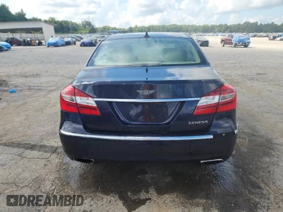2012 Hyundai Genesis 3.8L с VIN KMHGC4DD2CU186305, выставлен на аукционе Copart как лот 65780165 с пробегом 84 808 миль миль и Списание • Salvage title. История ставок и продаж доступна на DreamBid. Изображение 6.