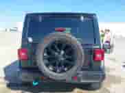 2021 Jeep Wrangler Unlimited Sahara with VIN 1C4JJXP68MW863992, listed as a IAAI auction lot 40618902 with 30,112 mi miles and . Bid and sale history available at DreamBid. Image 17.