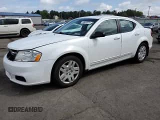 2011 Dodge Avenger Express z VIN 1B3BD4FB3BN586925, wystawiony jako Copart lot #68659035 z przebiegiem 103 731 mil mil oraz Szkoda całkowita • Salvage title. Historia ofert i sprzedaży dostępna na DreamBid. Obrazek 1.