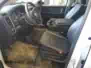 2023 Ram 1500 Tradesman z VIN 1C6RR7FG1PS527545, wystawiony jako Copart lot #70118585 z przebiegiem 60 480 mil mil oraz Szkoda całkowita • Salvage title. Historia ofert i sprzedaży dostępna na DreamBid. Obrazek 7.