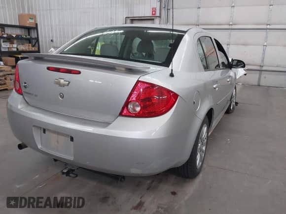2010 Chevrolet Cobalt 1LT with VIN 1G1AD5F52A7183234, listed as a IAAI auction lot 42572980 with Not provided miles and . Bid and sale history available at DreamBid. Image 4.