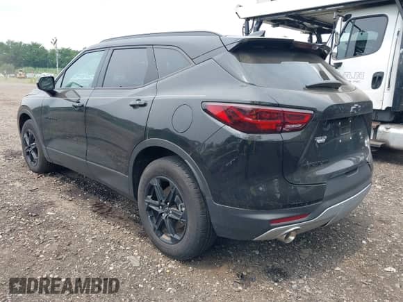 2023 Chevrolet Blazer LT с VIN 3GNKBJRS2PS231537, выставлен на аукционе IAAI как лот 42904520 с пробегом 19 125 миль миль и . История ставок и продаж доступна на DreamBid. Изображение 3.