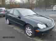 2004 Mercedes-Benz C 240 с VIN WDBRF61J94A550800, выставлен на аукционе IAAI как лот 37915634 с пробегом 115 016 миль миль и . История ставок и продаж доступна на DreamBid. Изображение 1.