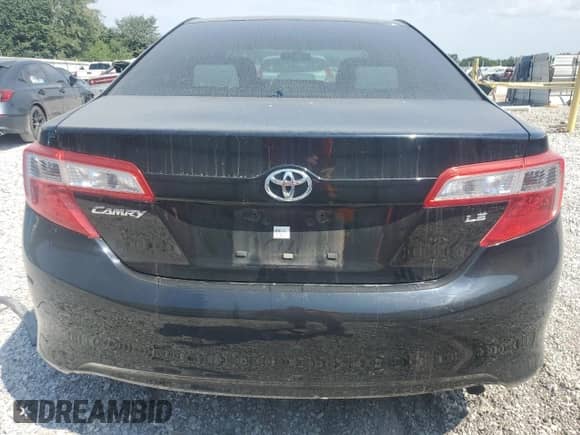 2012 Toyota Camry L z VIN 4T1BF1FK8CU168743, wystawiony jako Copart lot #69294105 z przebiegiem 131 199 mil mil oraz Szkoda całkowita • Salvage title. Historia ofert i sprzedaży dostępna na DreamBid. Obrazek 6.