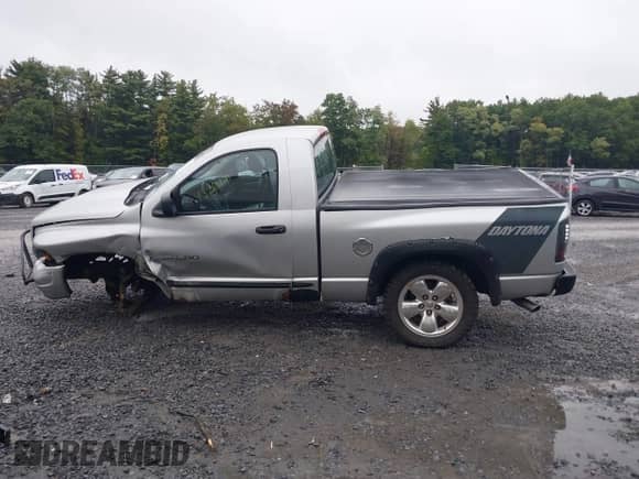 2005 Dodge 1500 SLT с VIN 1D7HU16D25J640340, выставлен на аукционе IAAI как лот 43263234 с пробегом 177 597 миль миль и . История ставок и продаж доступна на DreamBid. Изображение 14.