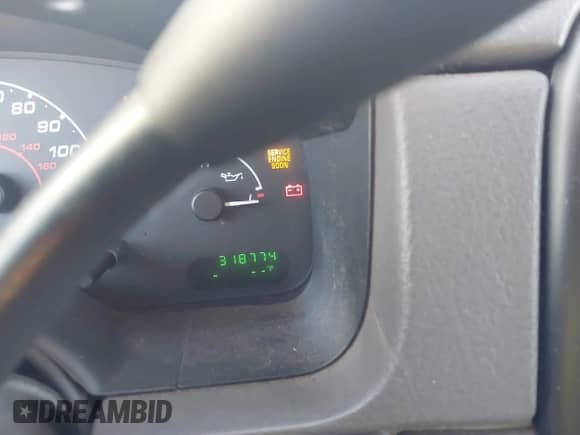 2002 Ford Explorer XLS с VIN 1FMZU62E12UA27738, выставлен на аукционе IAAI как лот 43410344 с пробегом 318 774 миль миль и . История ставок и продаж доступна на DreamBid. Изображение 7.