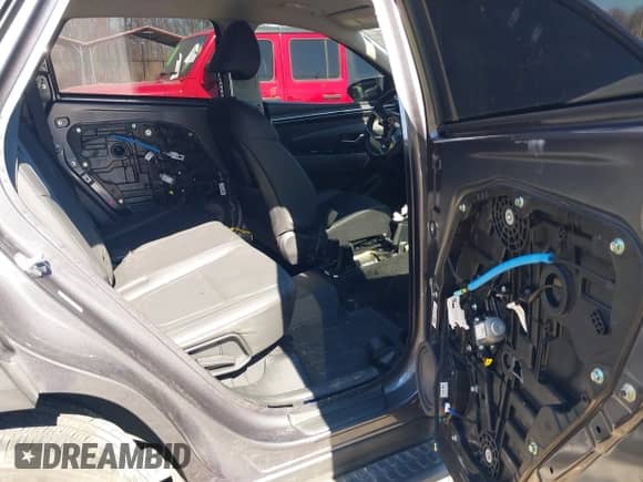 2023 Hyundai Tucson XRT with VIN KM8JFCAE6PU209966, listed as a IAAI auction lot 41761531 with 31,788 mi miles and . Bid and sale history available at DreamBid. Image 8.