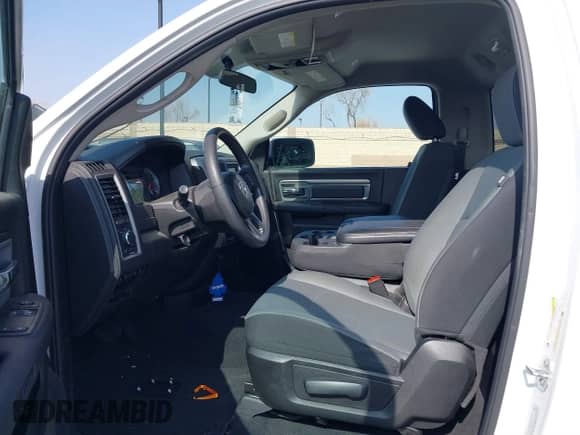 2022 Ram 1500 Tradesman с VIN 3C6JR6DTXNG187498, выставлен на аукционе IAAI как лот 41505639 с пробегом 25 366 миль миль и . История ставок и продаж доступна на DreamBid. Изображение 5.