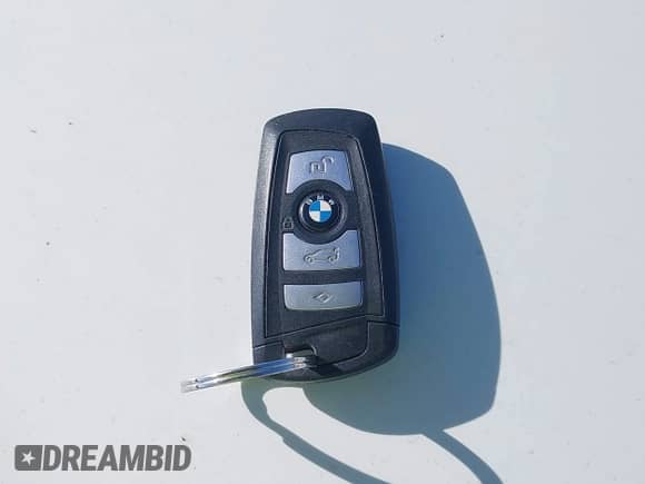 2011 BMW 5 Series 528i с VIN WBAFR1C57BDS36067, выставлен на аукционе IAAI как лот 43264372 с пробегом 223 782 миль миль и . История ставок и продаж доступна на DreamBid. Изображение 11.