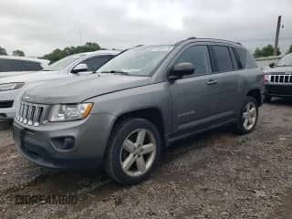 2012 Jeep Compass Limited с VIN 1C4NJDCB5CD589289, выставлен на аукционе Copart как лот 61066125 с пробегом 58 257 миль миль и Списание • Salvage title. История ставок и продаж доступна на DreamBid. Изображение 1.