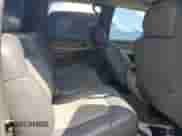 2002 Chevrolet Suburban LT с VIN 3GNGK26G22G133986, выставлен на аукционе Copart как лот 69277985 с пробегом Не указан миль и Списание • Salvage title. История ставок и продаж доступна на DreamBid. Изображение 10.