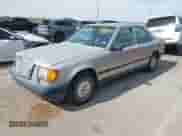 1987 Mercedes-Benz 300 с VIN WDBEB33D2HA291167, выставлен на аукционе IAAI как лот 43137862 с пробегом 244 051 миль миль и . История ставок и продаж доступна на DreamBid. Изображение 2.