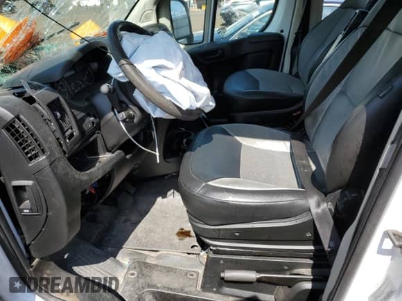 2017 Ram ProMaster Cargo с VIN 3C6TRVDG2HE541214, выставлен на аукционе Copart как лот 71305955 с пробегом Не указан миль и Списание • Salvage title. История ставок и продаж доступна на DreamBid. Изображение 7.